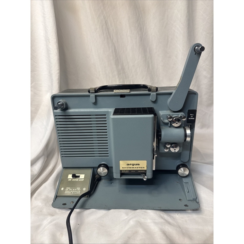 Argus Vintage Showmaster 500 Az 8mm Portable Movie Projector Antique Powers On